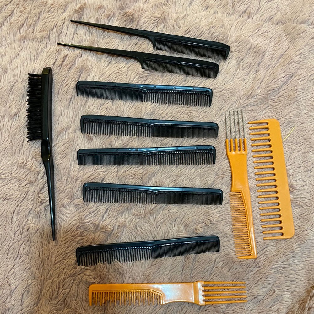 Combs